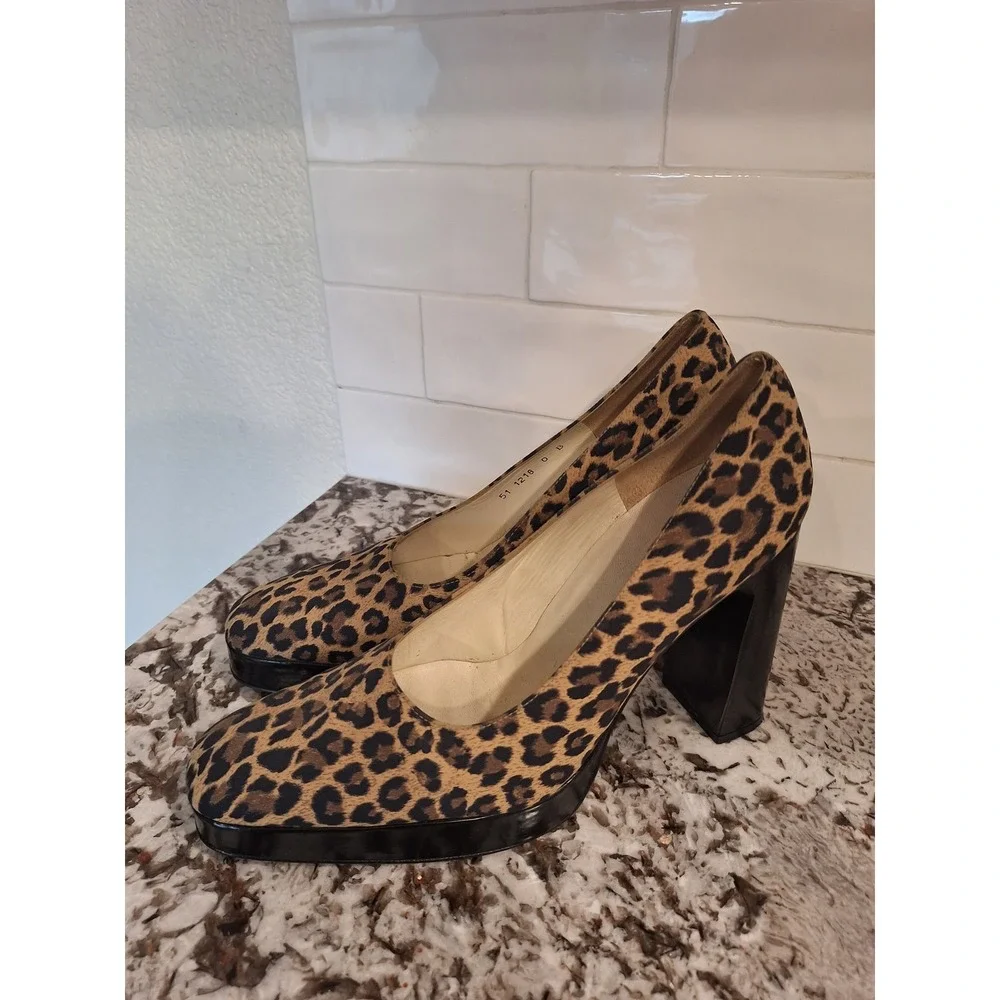 Martinez Valero Leopard Print Platform Heel Satin Leather Pumps‎ Size 10